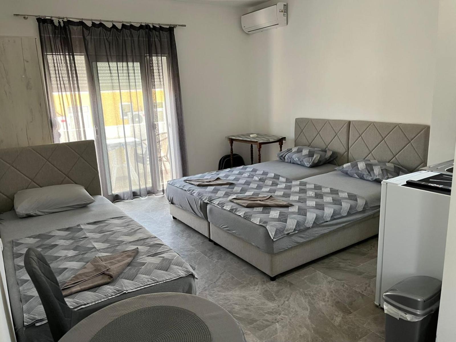 Apartmani Miljevci سوتوموري المظهر الخارجي الصورة